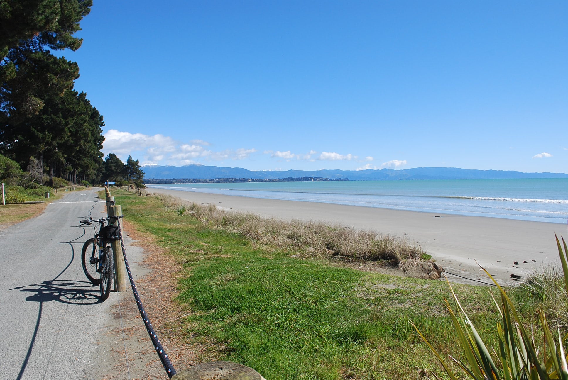 Rabbit Island sandy beach beside The Great Taste Trail | Top 5 places to visit while cycling the Great Taste Trail | Wheelie Fantastic