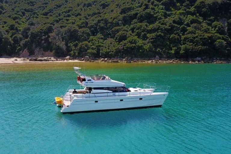 Torea, a luxury boat to get away from any crowds